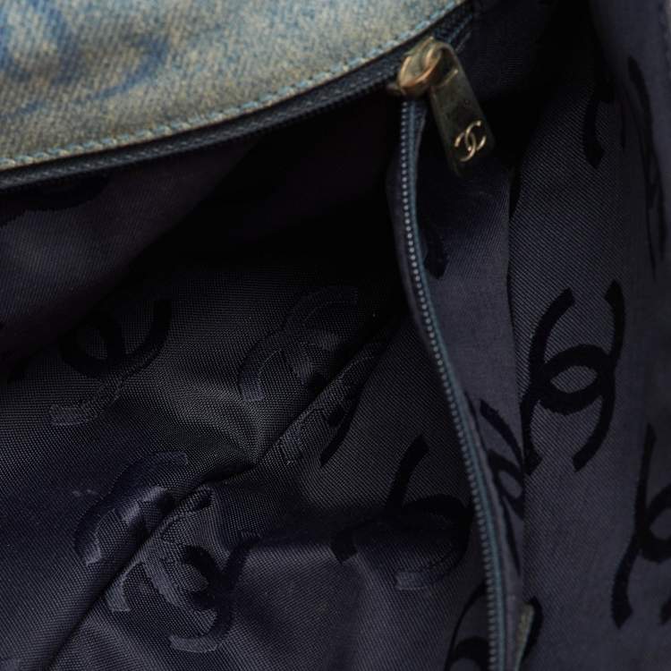 Pre Owned Chanel CC Signature Vintage Blue Denim Clutch