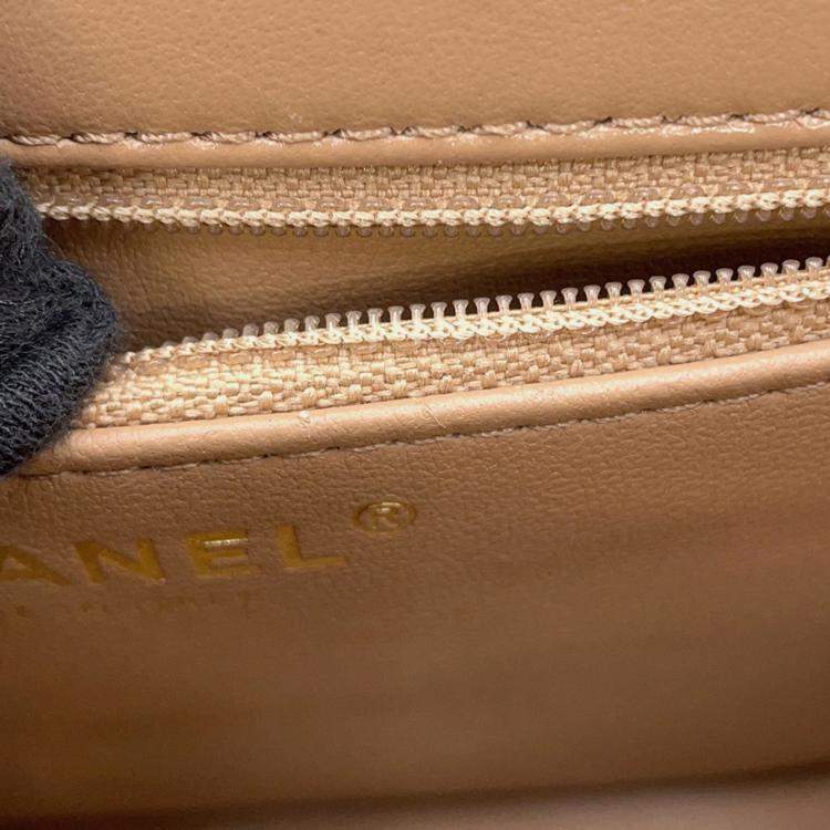 Pre Owned Chanel Beige Matelasse Coco Mark Small Handbag In Shiny Lambskin