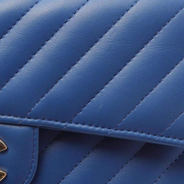 Pre Owned Chanel Chevron V-Stitch W-Flap Shoulder Bag Lambskin (Sheepskin) Blue