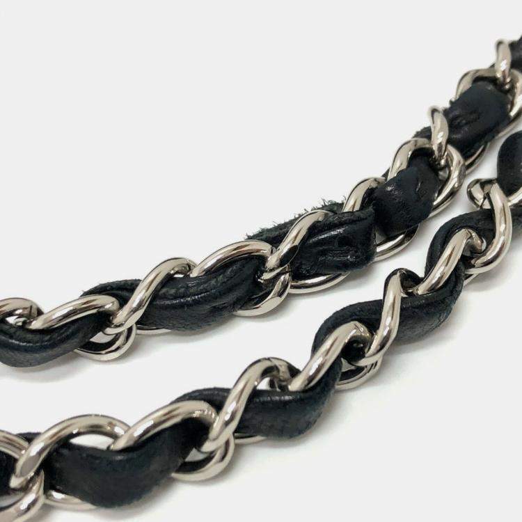 مملوكة مسبقًا Chanel Matelasse 25 Double Chain Flap Shoulder Bag Lambskin Silver Hardware Black