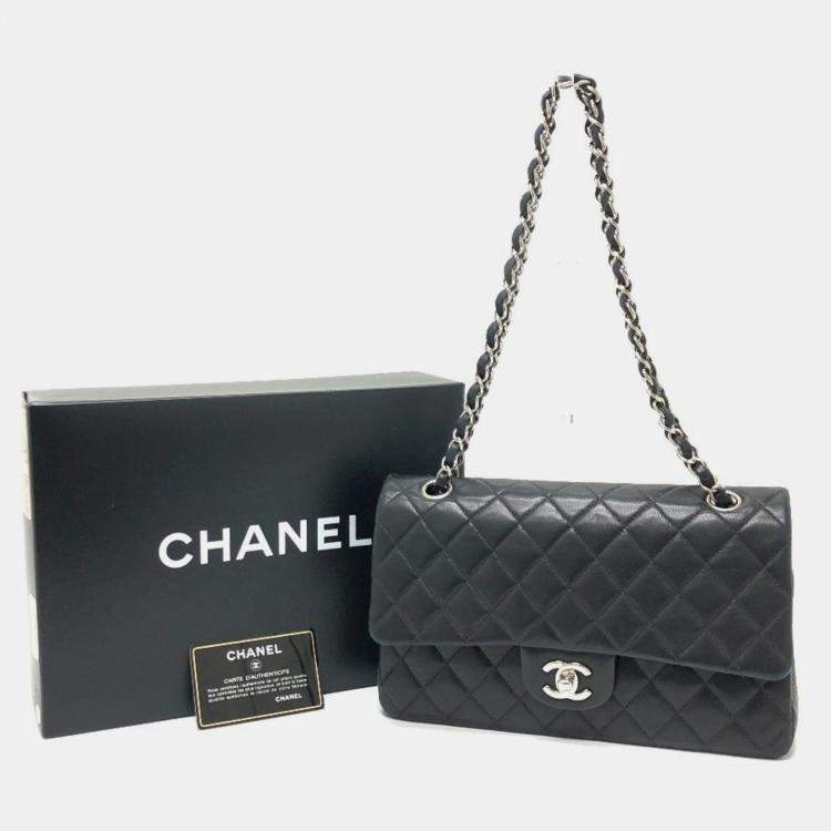 مملوكة مسبقًا Chanel Matelasse 25 Double Chain Flap Shoulder Bag Lambskin Silver Hardware Black