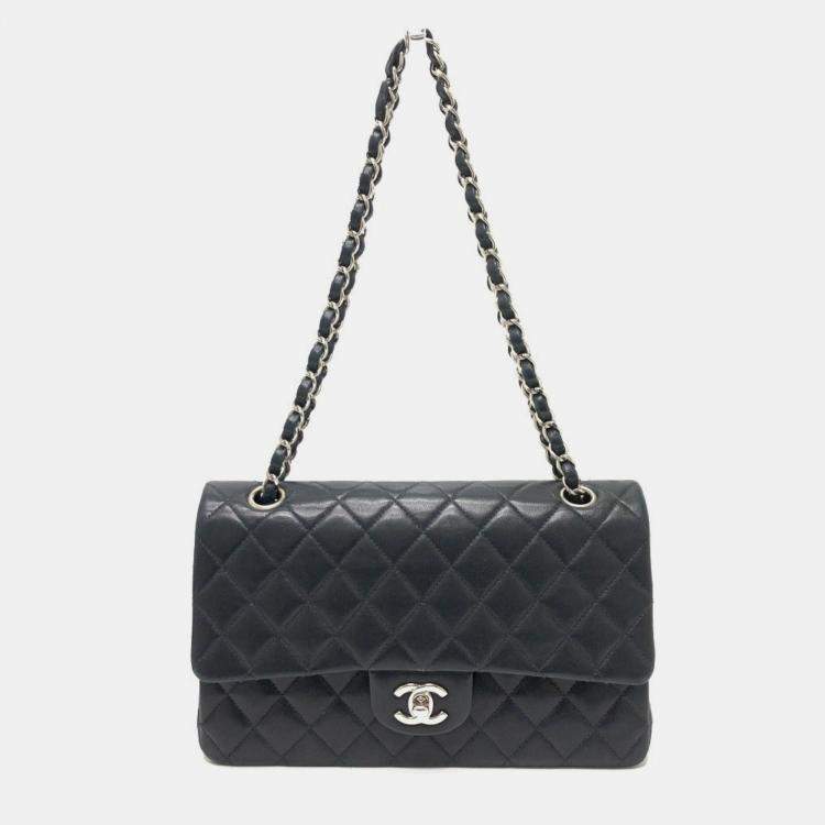 مملوكة مسبقًا Chanel Matelasse 25 Double Chain Flap Shoulder Bag Lambskin Silver Hardware Black