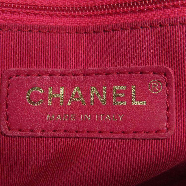 مملوكة مسبقًا Chanel Matelasse Shoulder Bag Grained Calfskin