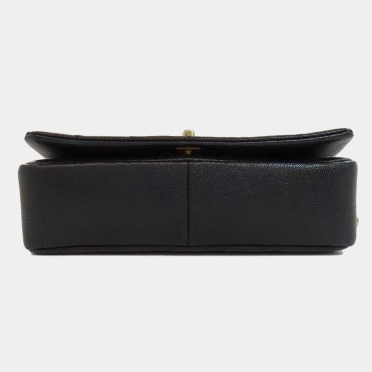 مملوكة مسبقًا Chanel Matelasse Shoulder Bag Grained Calfskin