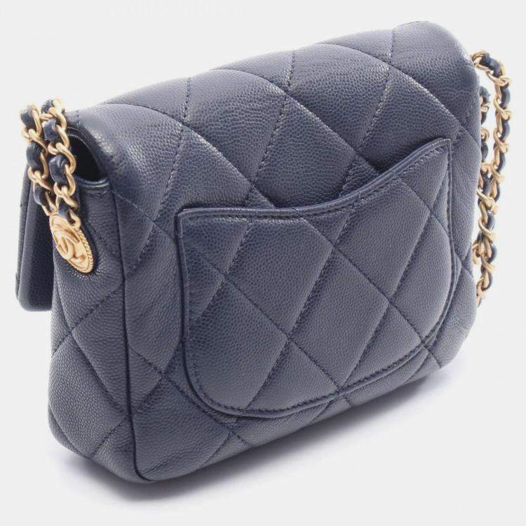 مملوكة مسبقًا Chanel Matelasse Mini Shoulder Bag In Calfskin Leather Navy Blue