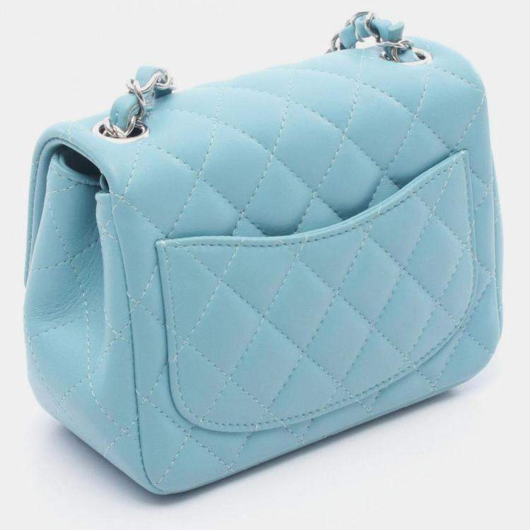 مملوكة مسبقًا Chanel Mini Matelasse Shoulder Bag Lambskin Leather Blue