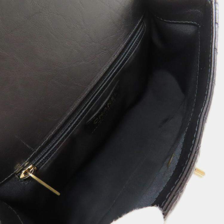 Pre Owned Chanel Chevron V-Stitch Handbag In Calf Leather