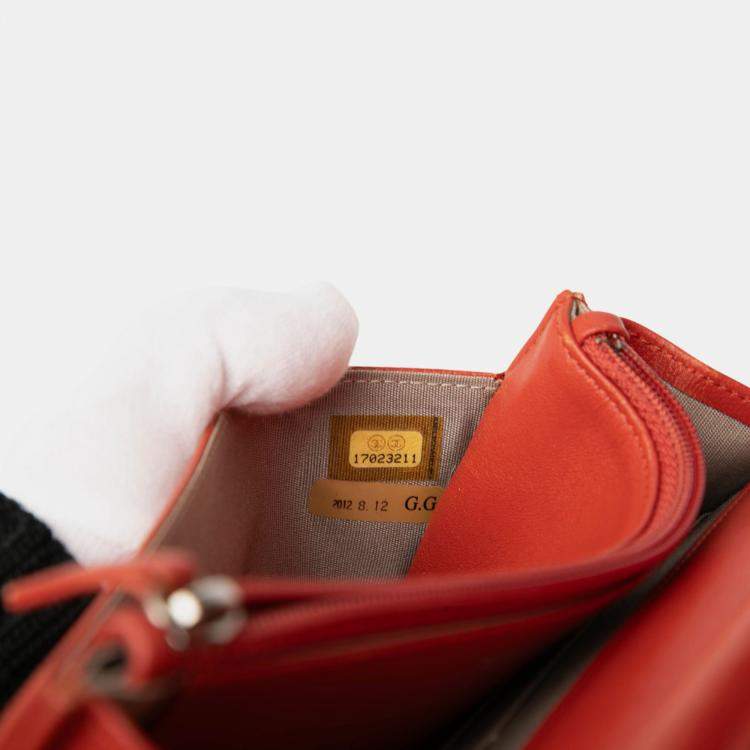 Pre Owned Chanel Orange CC Caviar Wallet On Chain
