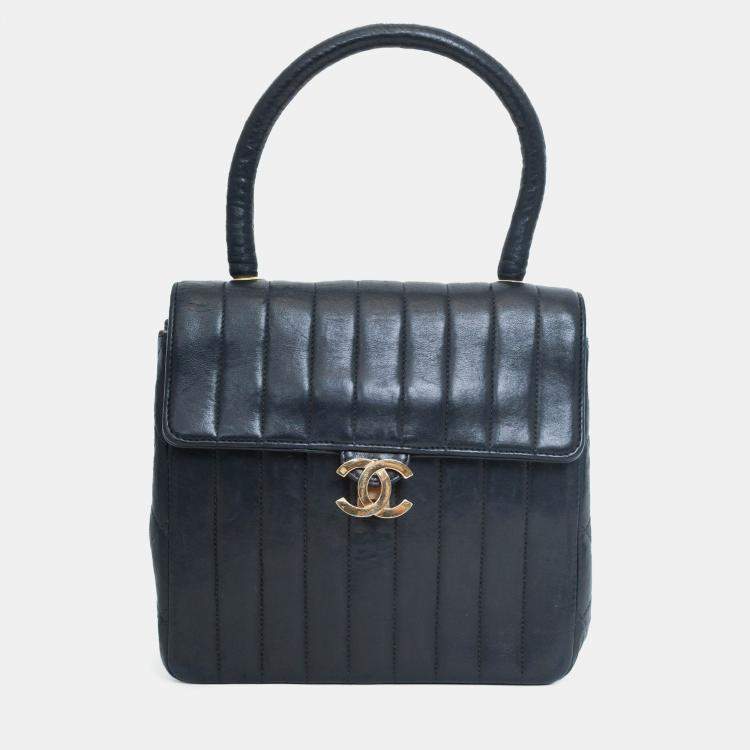Pre Owned Chanel 1991-94 Black Vertical Quilted Lambskin Top Handle Bag