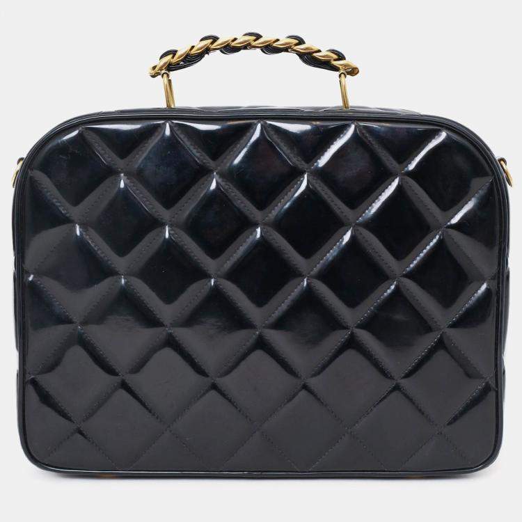 Pre Owned Chanel 1994-96 Black Patent Leather Large Vanity Case