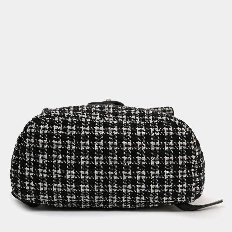 Pre Owned Chanel 2016 Black/Silver Tweed 'Urban Spirit' Backpack