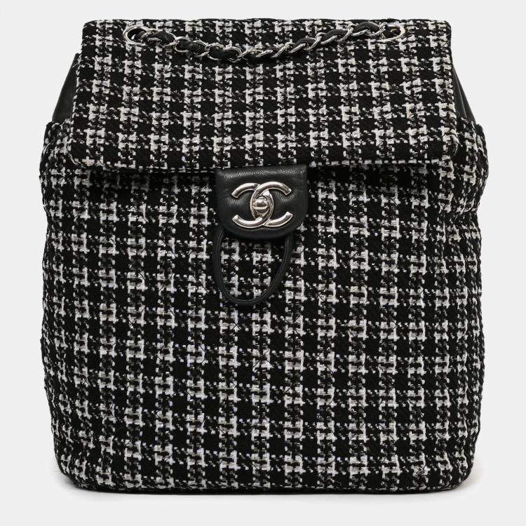 Pre Owned Chanel 2016 Black/Silver Tweed 'Urban Spirit' Backpack