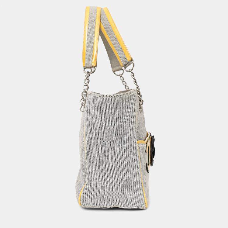 Pre Owned Chanel 2005-06 Yellow/Grey CC Camellia No. 5 Choco Bar Canvas Tote