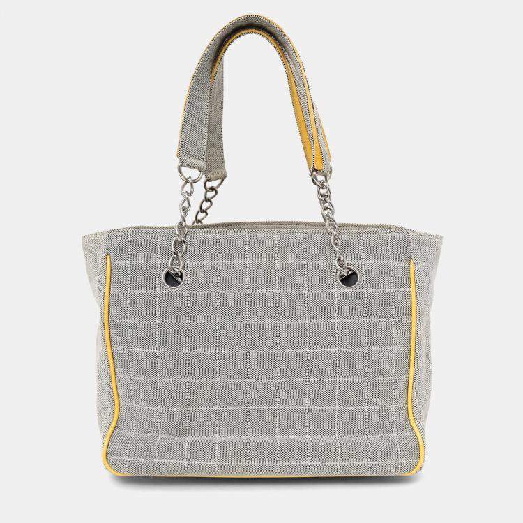Pre Owned Chanel 2005-06 Yellow/Grey CC Camellia No. 5 Choco Bar Canvas Tote