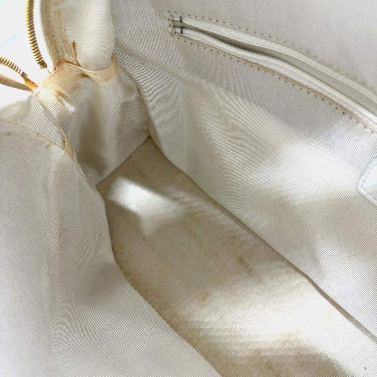 Pre Owned Chanel Cc Mark Quilted Matelasse Bag Hand Bag White