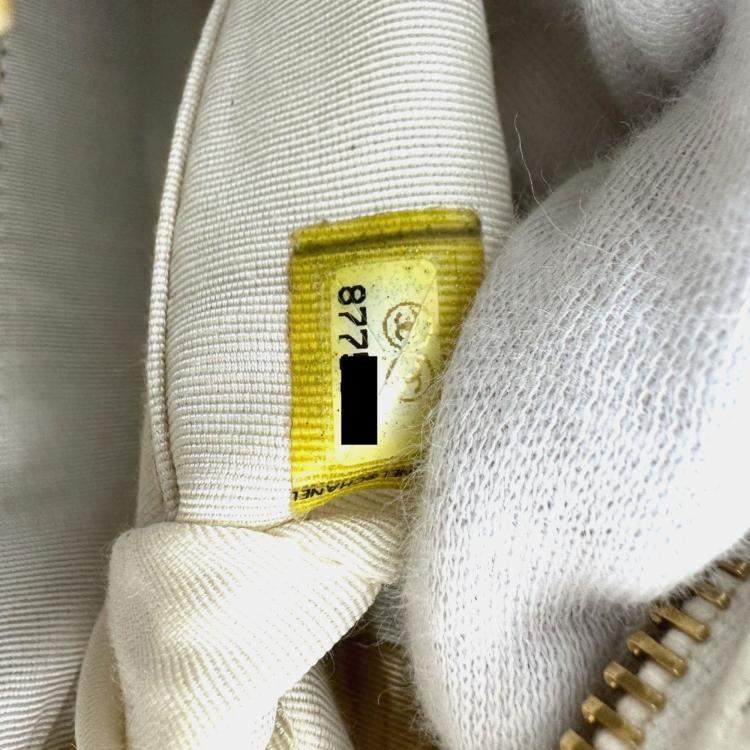 Pre Owned Chanel Cc Mark Quilted Matelasse Bag Hand Bag White