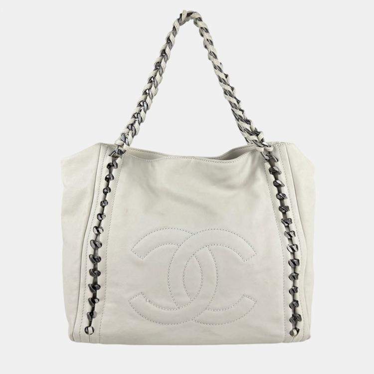 Pre Owned Chanel Shoulder Bag Leather Ivory