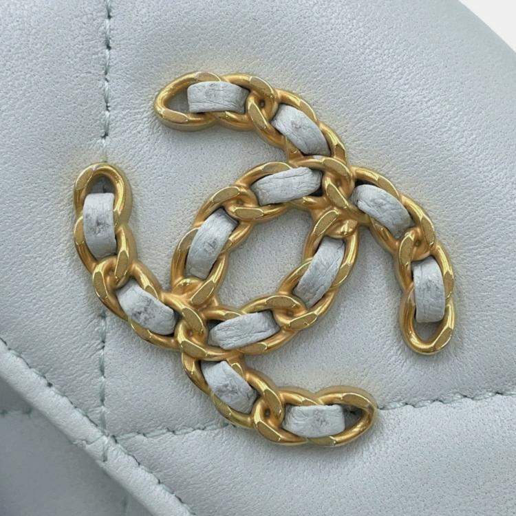 Pre Owned Chanel Chain Wallet 19 Coin Purse Lambskin