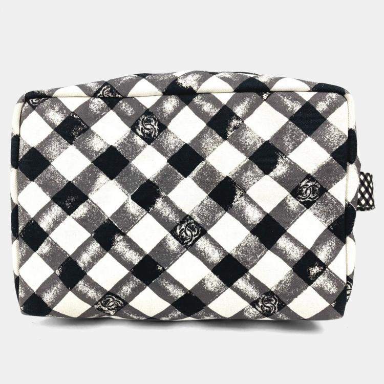 Pre Owned Chanel White Black Fabric Bag 