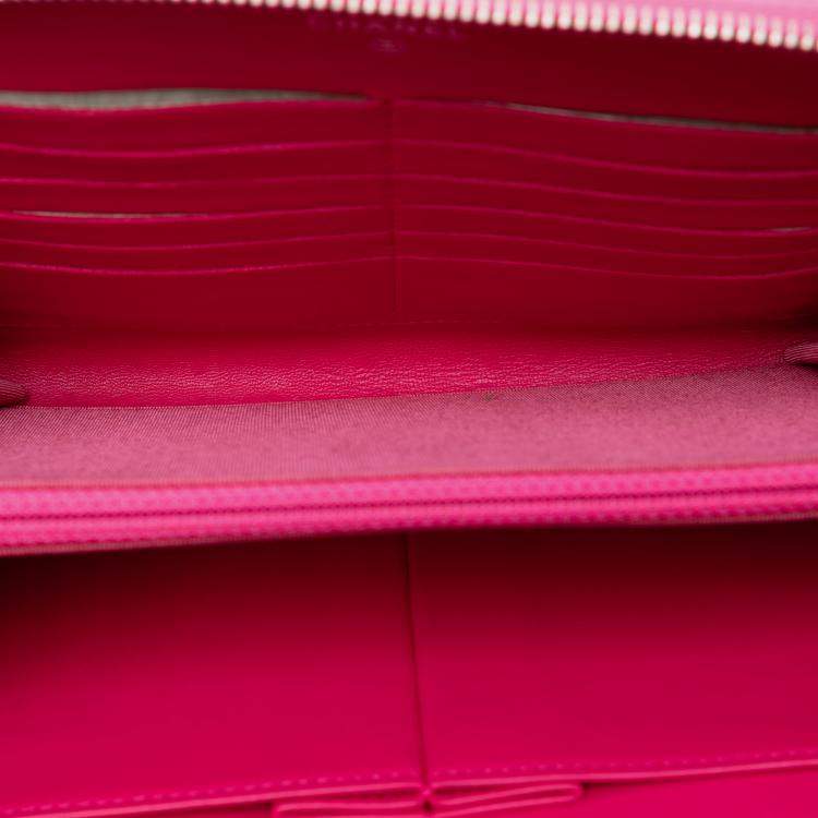 Pre Owned Chanel Pink Large Quilted Lambskin Zip Around Organizer Clutch