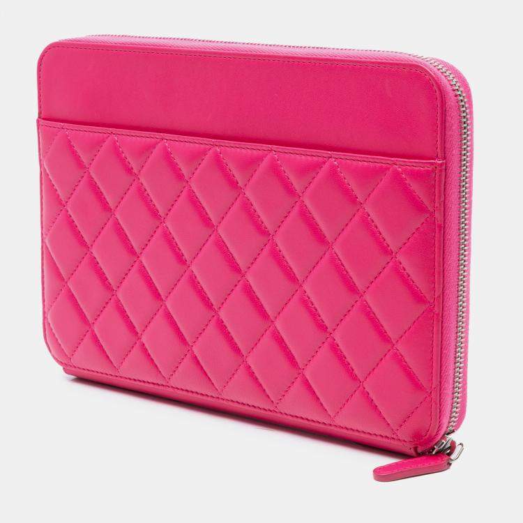 Pre Owned Chanel Pink Large Quilted Lambskin Zip Around Organizer Clutch
