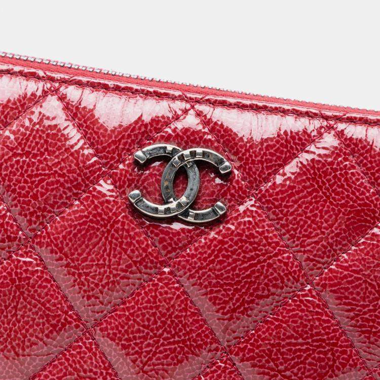 Pre Owned Chanel Red Small Crinkled Patent O Case Clutch
