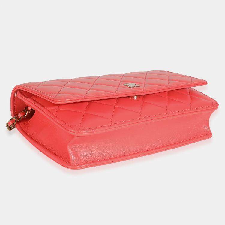 Pre Owned Chanel Pink Quilted Lambskin Classic Wallet On Chain