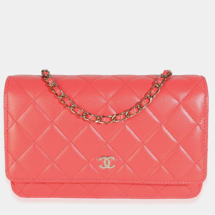 Pre Owned Chanel Pink Quilted Lambskin Classic Wallet On Chain