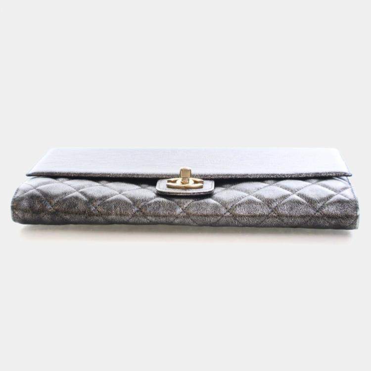Pre Owned Chanel Cracked Metallic Calfskin Zip Away Chain Clutch