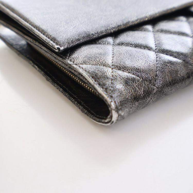 Pre Owned Chanel Cracked Metallic Calfskin Zip Away Chain Clutch