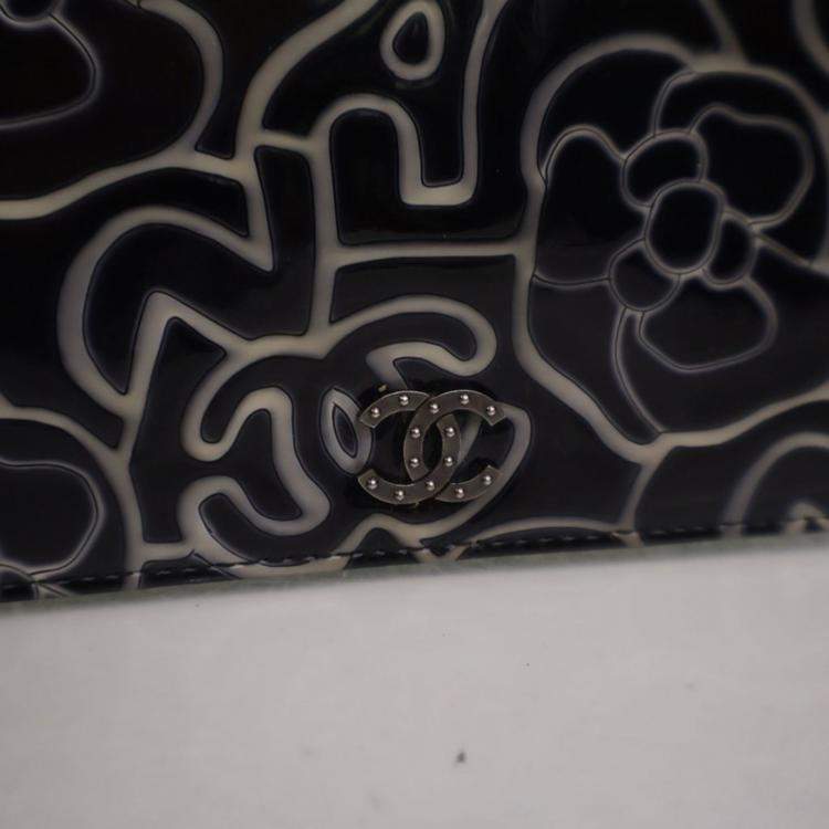 Pre Owned Chanel Patent Camellia Embossed Wallet On Chain