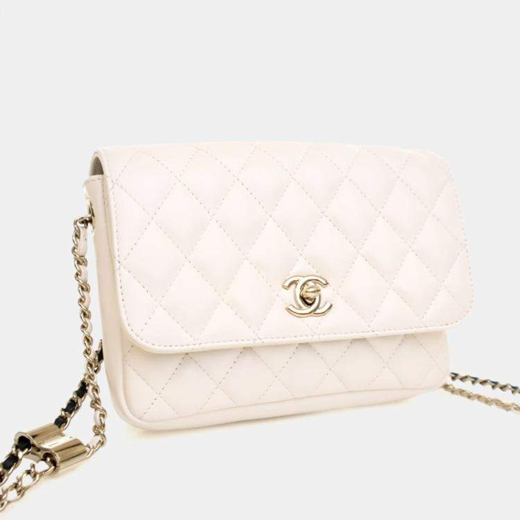 Pre Owned Chanel Lambskin Quilted Side Packs Flap Bag