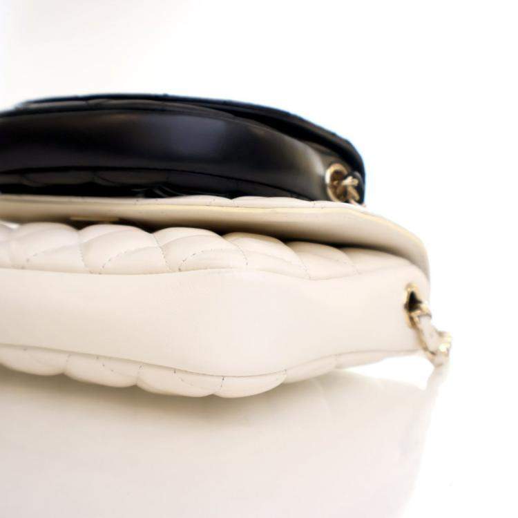 Pre Owned Chanel Lambskin Quilted Side Packs Flap Bag