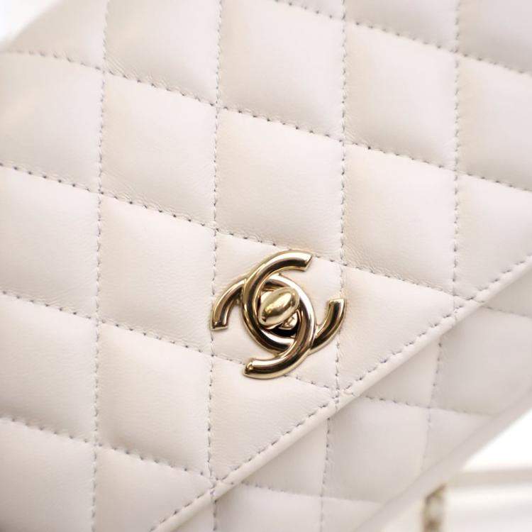 Pre Owned Chanel Lambskin Quilted Side Packs Flap Bag