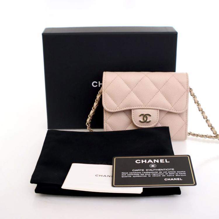 Pre Owned Chanel Caviar Card Holder On Chain