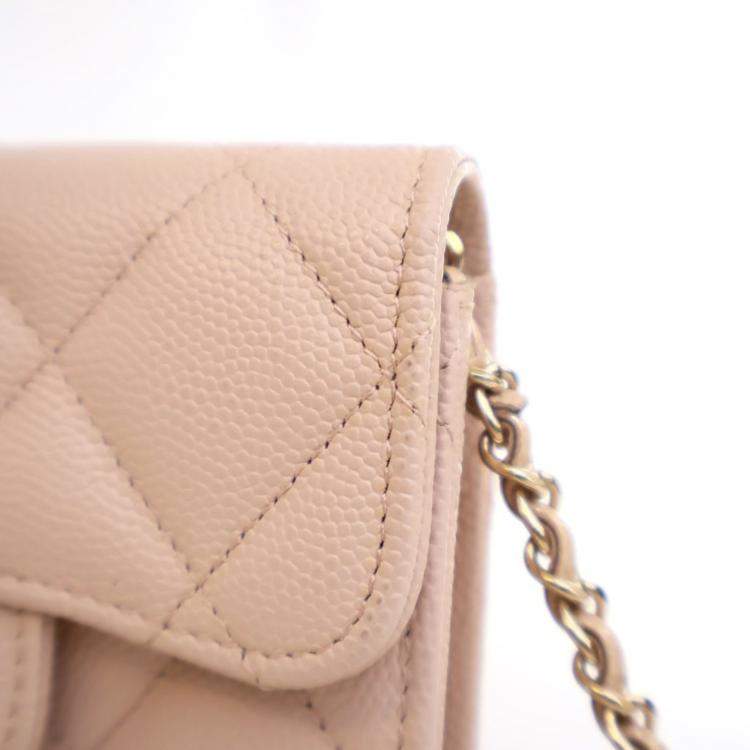 Pre Owned Chanel Caviar Card Holder On Chain