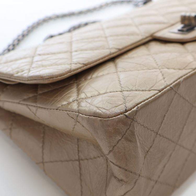 Pre Owned Chanel Crinkled Calfskin Reissue 2.55 Double Flap Bag 226