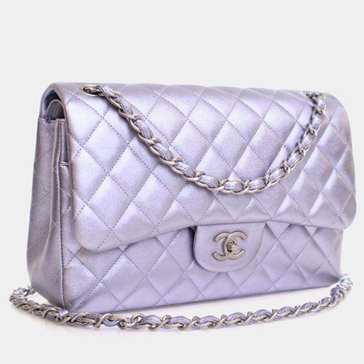 مملوكة مسبقًا Chanel Jumbo Purple Lambskin Classic Double Flap Bag