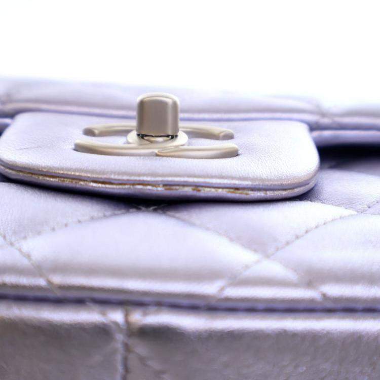 مملوكة مسبقًا Chanel Jumbo Purple Lambskin Classic Double Flap Bag