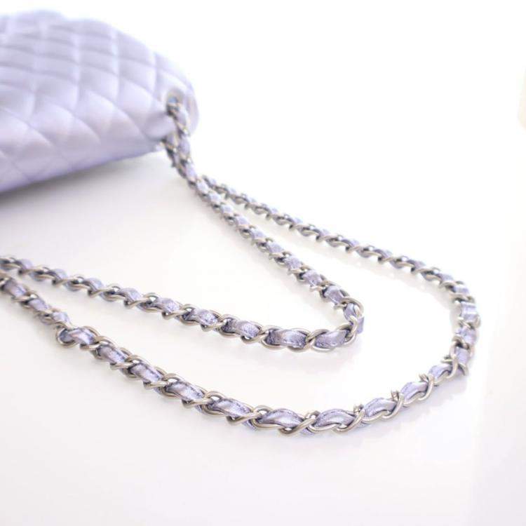 مملوكة مسبقًا Chanel Jumbo Purple Lambskin Classic Double Flap Bag