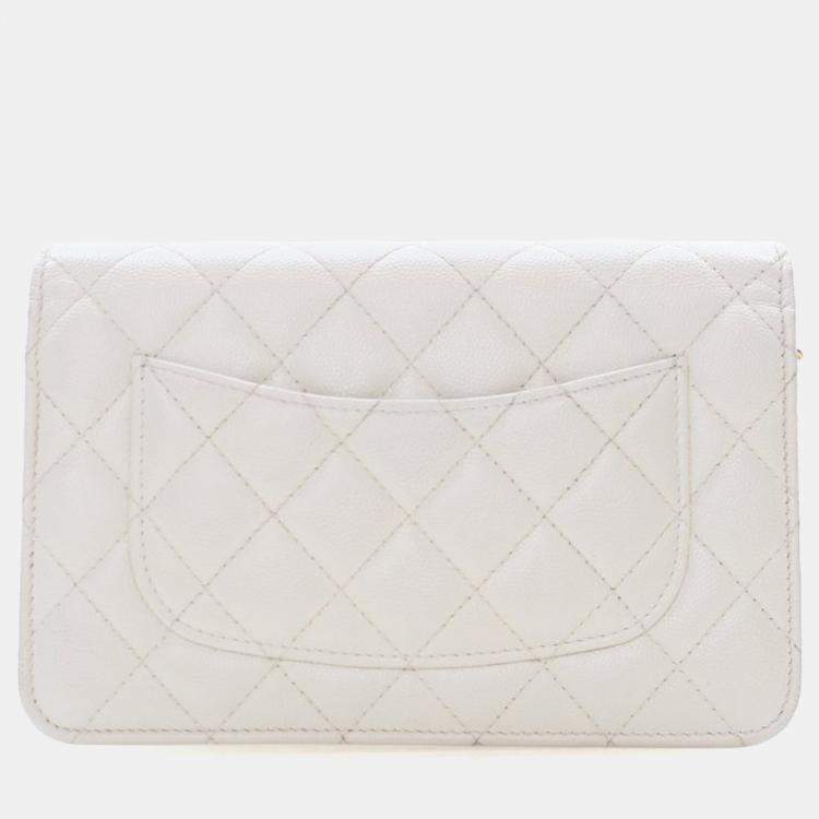 Pre Owned Chanel White Caviar Twist Your Buttons Wallet On Chain (WOC)