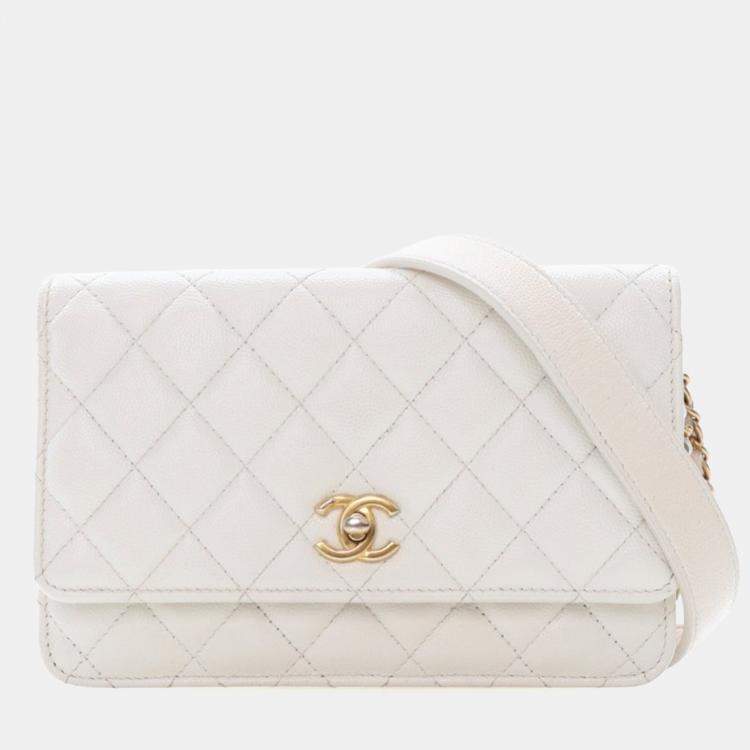 Pre Owned Chanel White Caviar Twist Your Buttons Wallet On Chain (WOC)