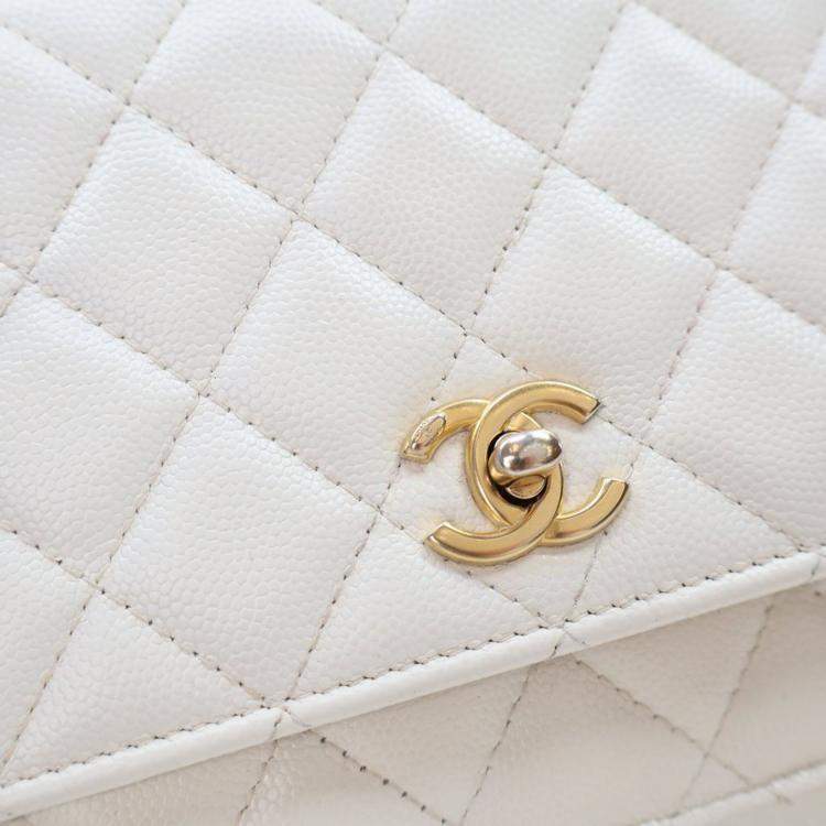Pre Owned Chanel White Caviar Twist Your Buttons Wallet On Chain (WOC)