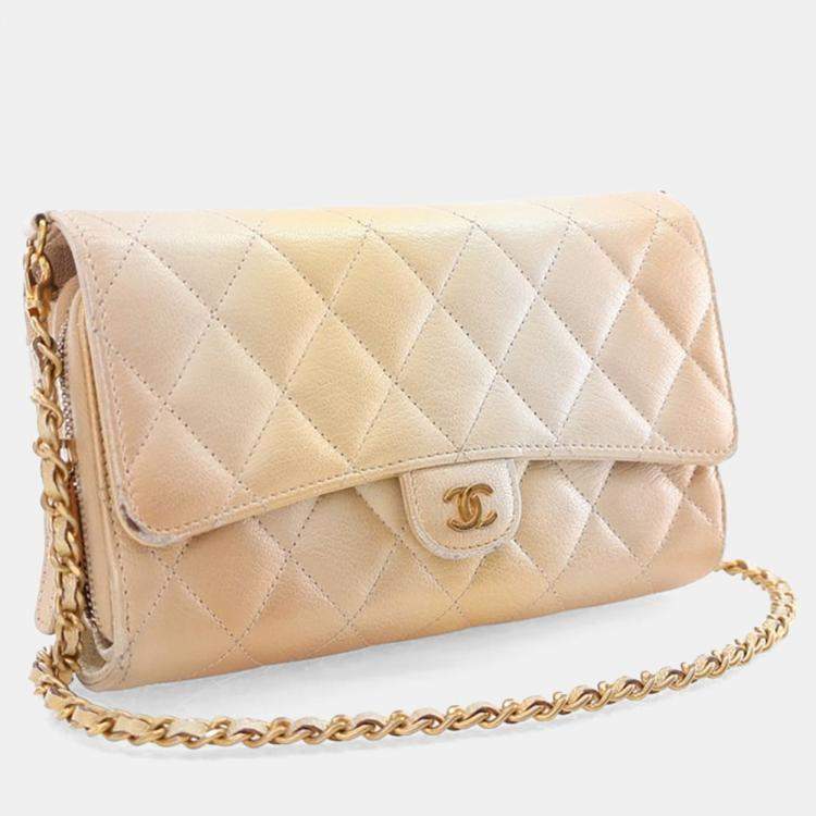 مملوكة مسبقًا Chanel Metallic Lambskin Phone Holder Wallet On Chain (WOC)