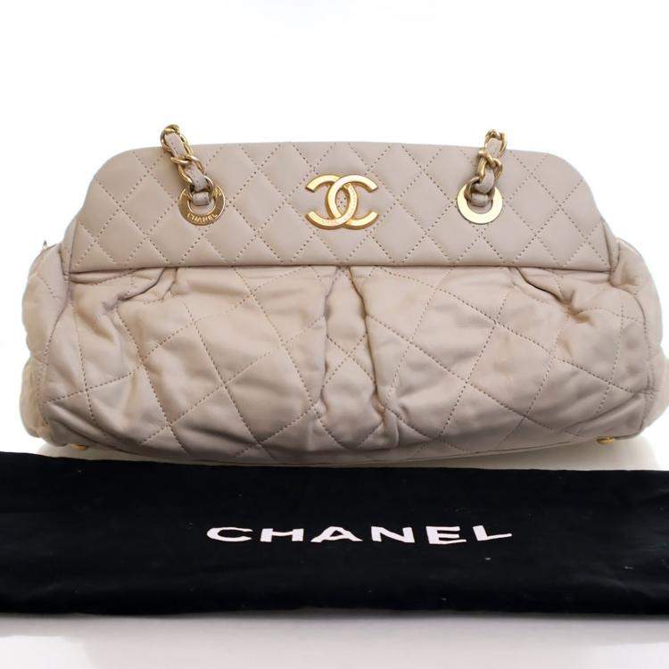 Pre Owned Chanel Beige Calfskin Chic Quilt Bowling Bag