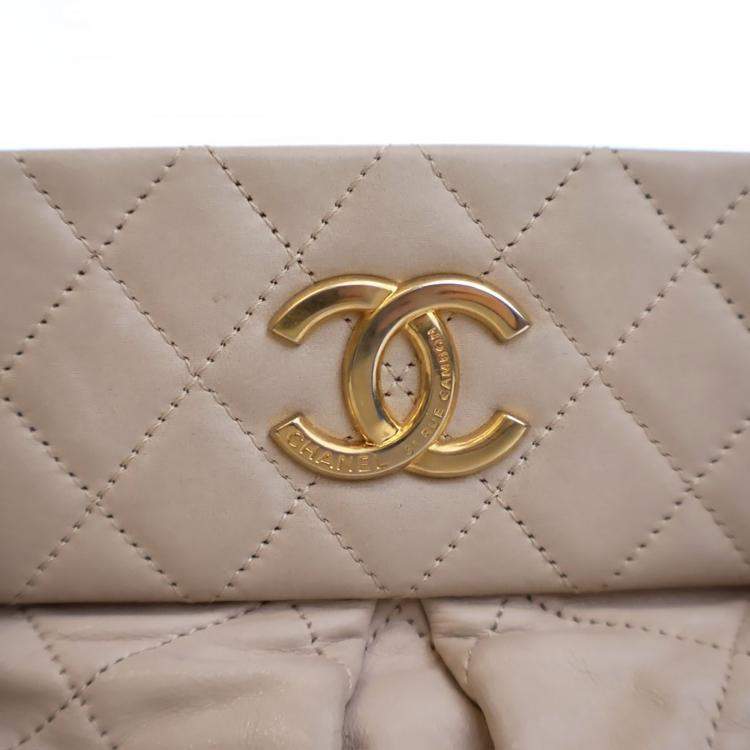 Pre Owned Chanel Beige Calfskin Chic Quilt Bowling Bag