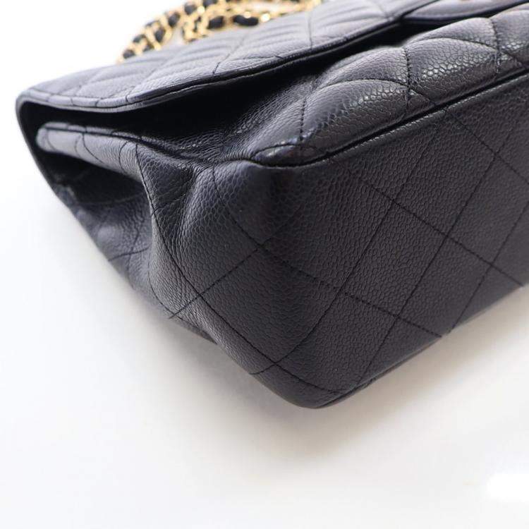 مملوكة مسبقًا Chanel Jumbo Caviar Classic Single Flap Bag