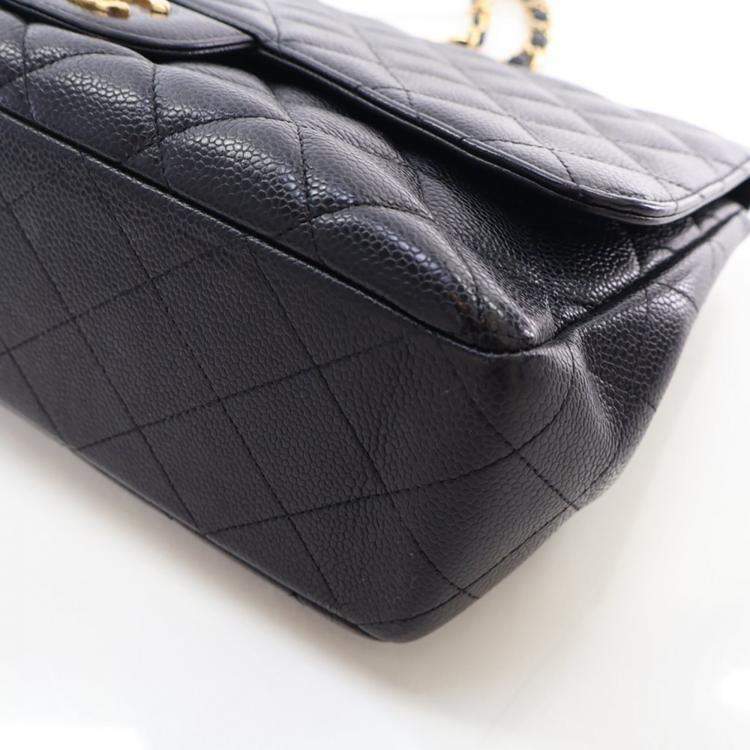 مملوكة مسبقًا Chanel Jumbo Caviar Classic Single Flap Bag