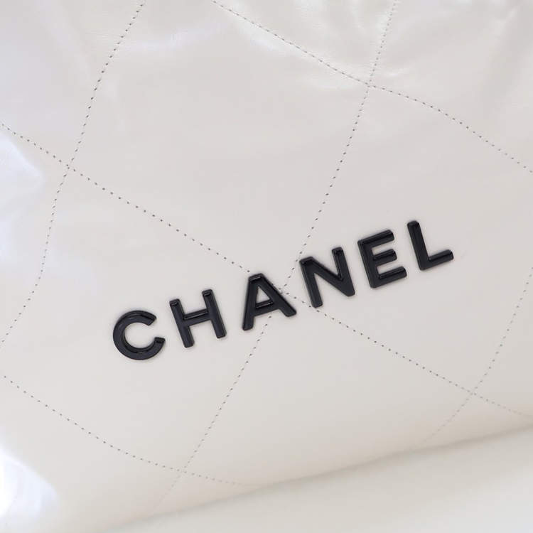 Pre Owned Chanel Small White Goatskin 22 Hobo