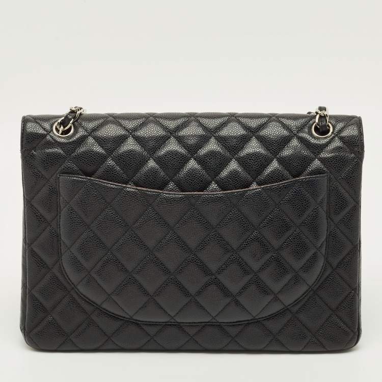 مملوكة مسبقًا Chanel Classic Maxi Black Quilted Caviar Leather Double Flap Bag
